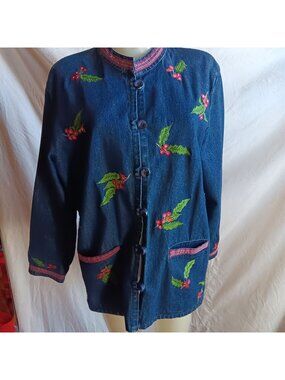 Embroidered Denim Jacket Women's Petite Medium PM Christmas Appleseeds Cottage